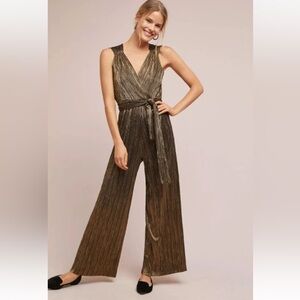 Anthropologie Vanessa Virginia Pont Neuf Gold Metallic Jumpsuit Size XS Formal